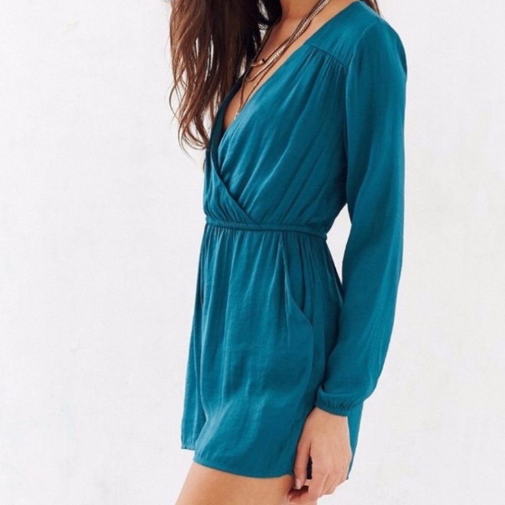 Urban Outfitters Alice & Uo - Teal Romper (Size M)